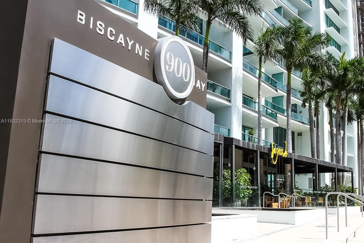 900 Biscayne Bay Unit 4803 condo rented at 900 Biscayne Blvd # 4803, Miami FL 33132