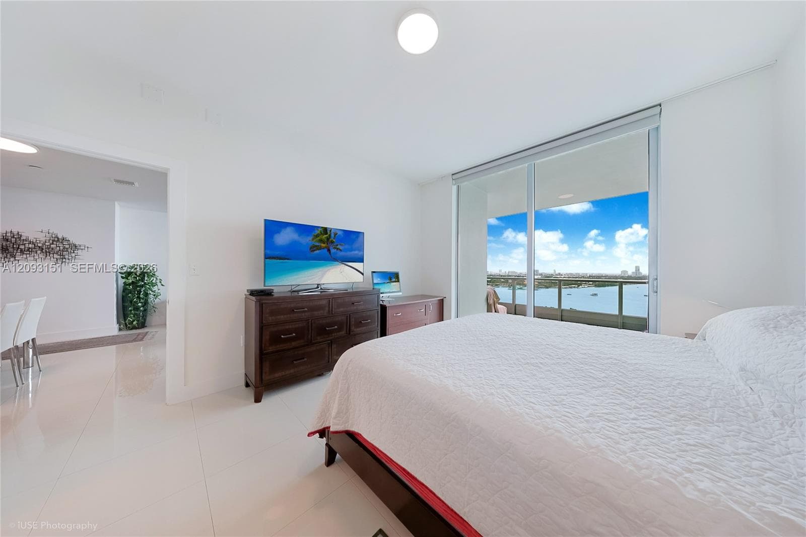 900 Biscayne Bay Unit 2602 condo pending at 900 Biscayne Blvd # 2602, Miami, FL 33132